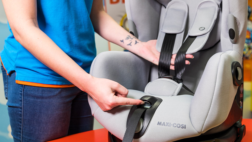 Get Started With The Maxi Cosi Axiss Coolblue Anything For A Smile - How To Release Straps On Maxi Cosi Car Seat