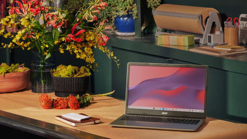 Chromebook op een tafel