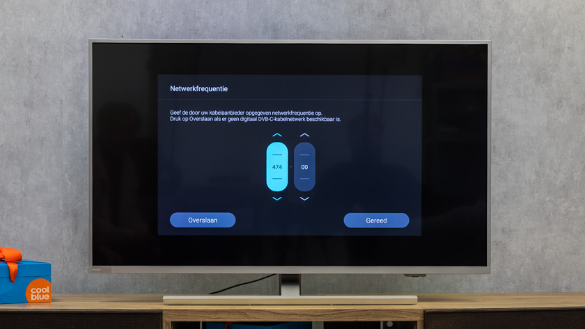 How do you set up your Philips TV? - Coolblue - anything for a smile