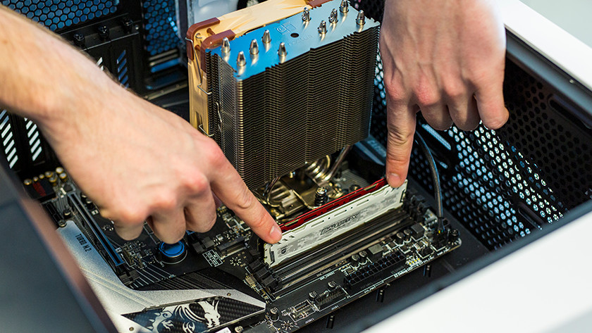 RAM inbouwen in een desktop