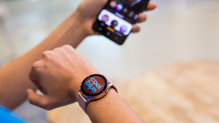 Samsung smartwatch kopen Coolblue Voor 23.59u morgen in huis