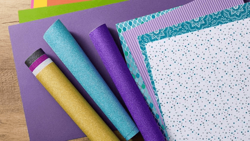 Materialen en rollen papier