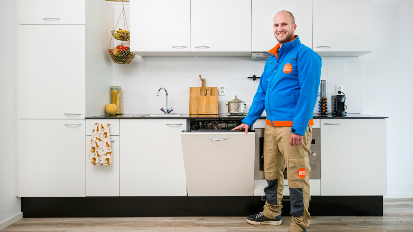 Coolblue installateur met vaatwasser