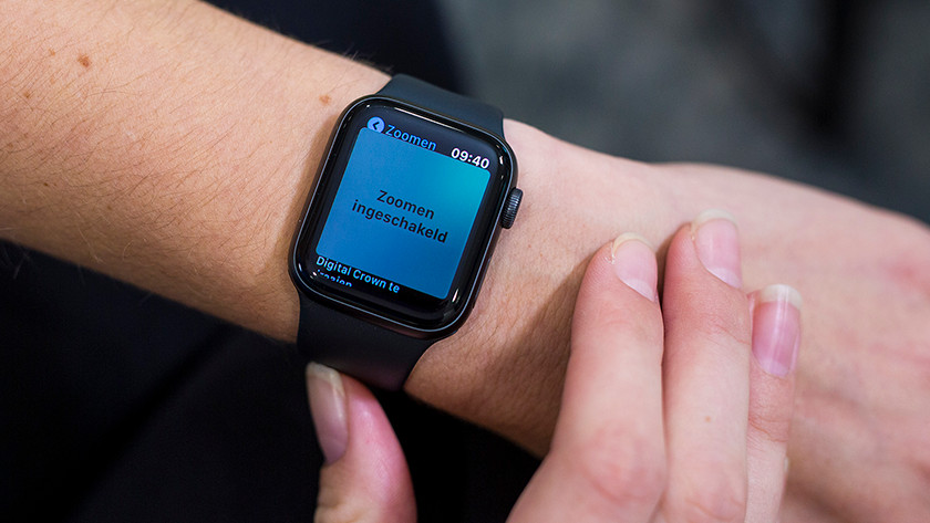 Apple Watch inzoomen aanzetten