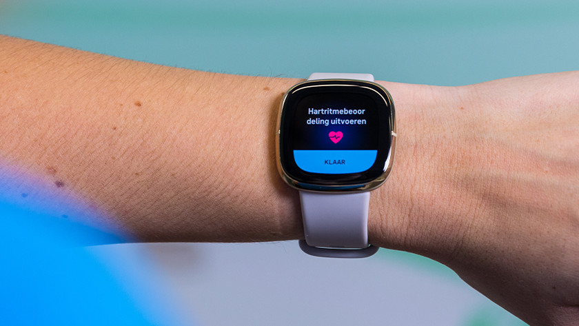 With the Fitbit Sense, you can make a cardiogram from your wrist.