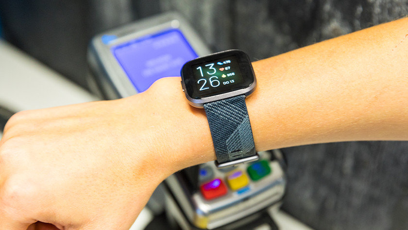 fitbit pay apple pay