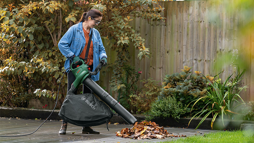 Electric leaf blowers