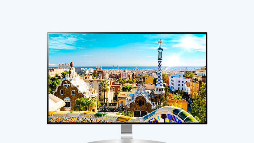 Parc Güell in Barcelona on a bright screen with good color representation