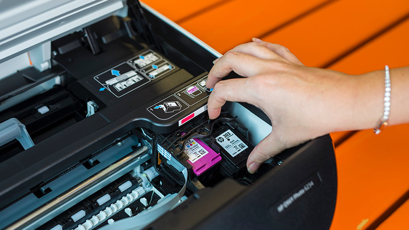 Compare the separate ink cartridges and toner cartridges to HP Instant ...