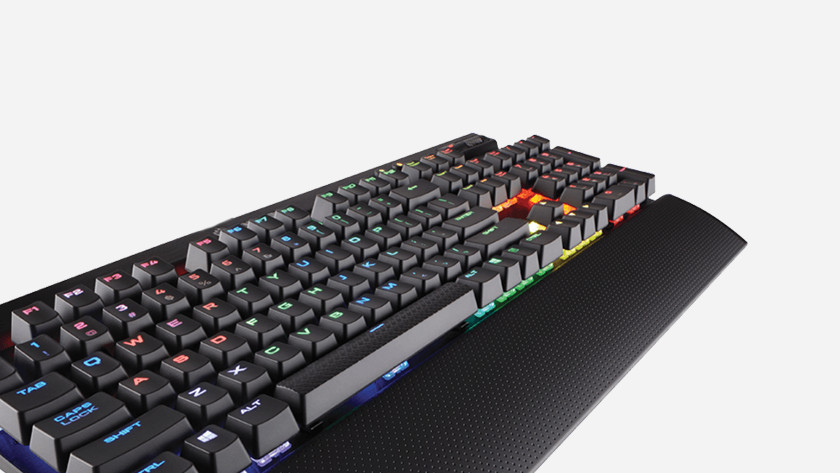 gaming keyboard and mouse compatible with ps4