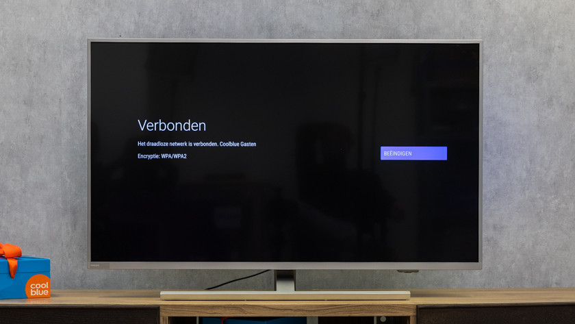 How do you set up your Philips TV? - Coolblue - anything for a smile