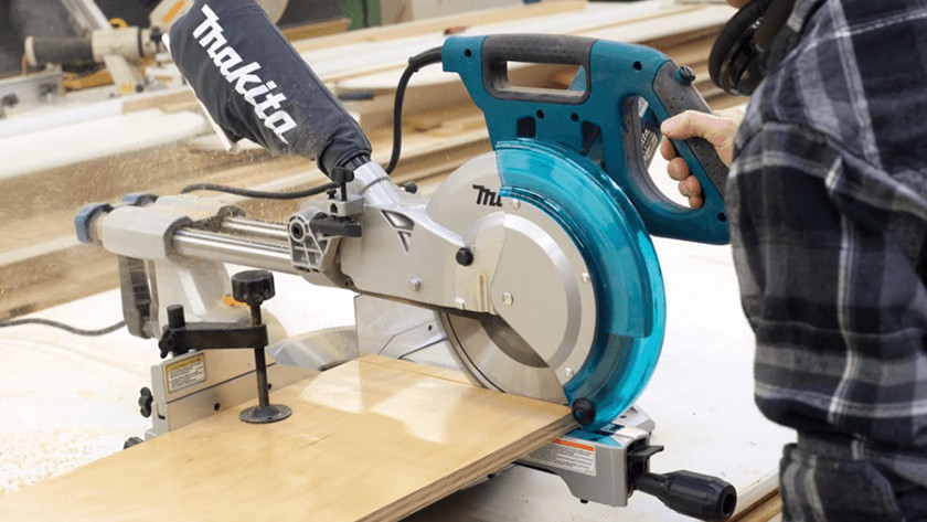 De Makita LS1018LN heeft een lasergeleider