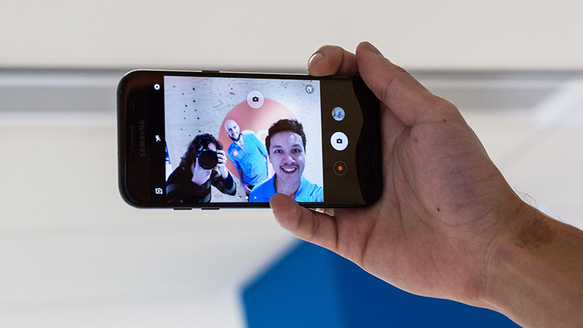 samsung a50 selfie camera