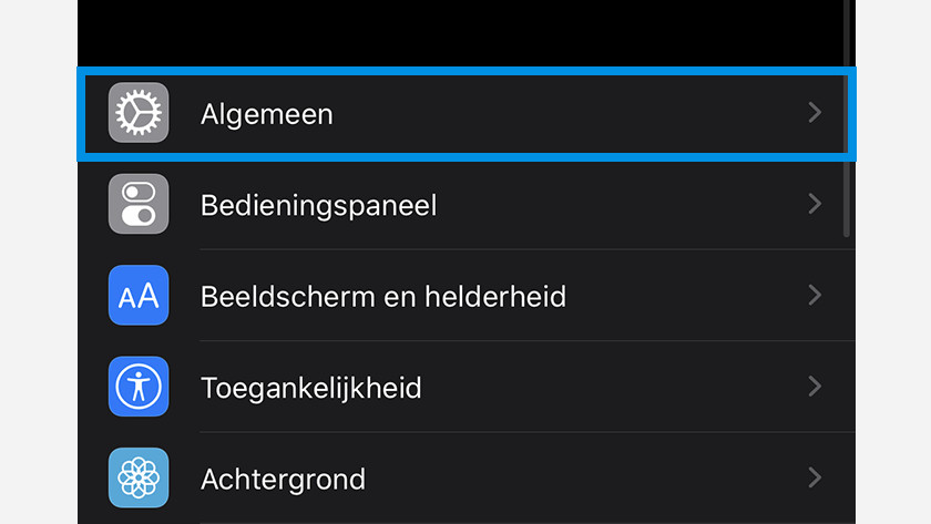 Hoe Bedien Je Apple Iphone Met 1 Hand Coolblue Alles Voor Een Glimlach