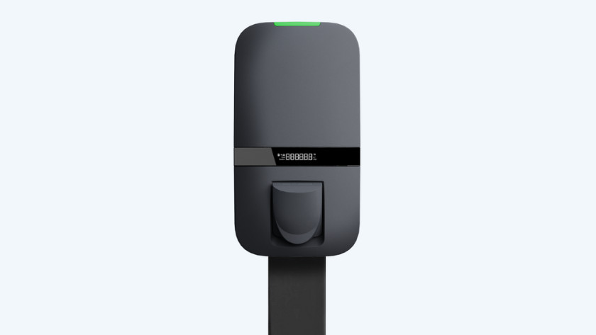 BlueBuilt charging station with socket
