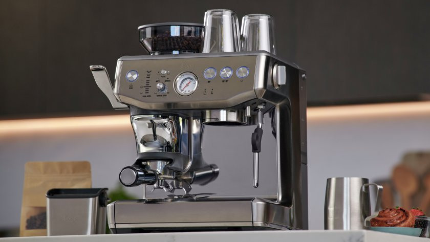 Piston machine for baristas