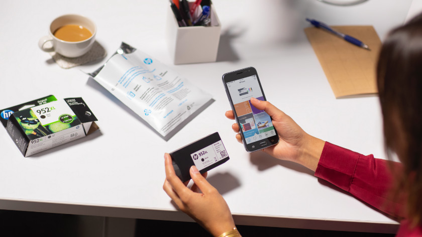 Compare the separate ink cartridges and toner cartridges to HP Instant ...