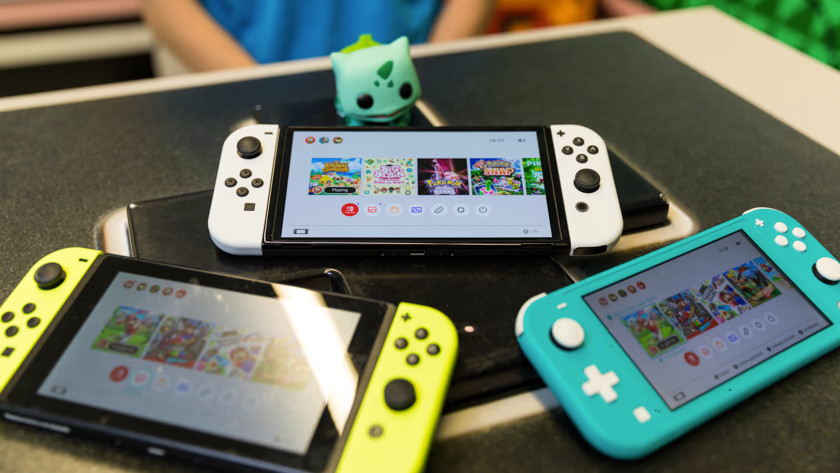 Nintendo Switch OLED Model Vs. Standard Switch / Switch Lite: Full Tech  Specs Comparison