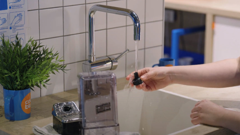 Hoe reinig je het melksysteem van jouw De'Longhi Eletta