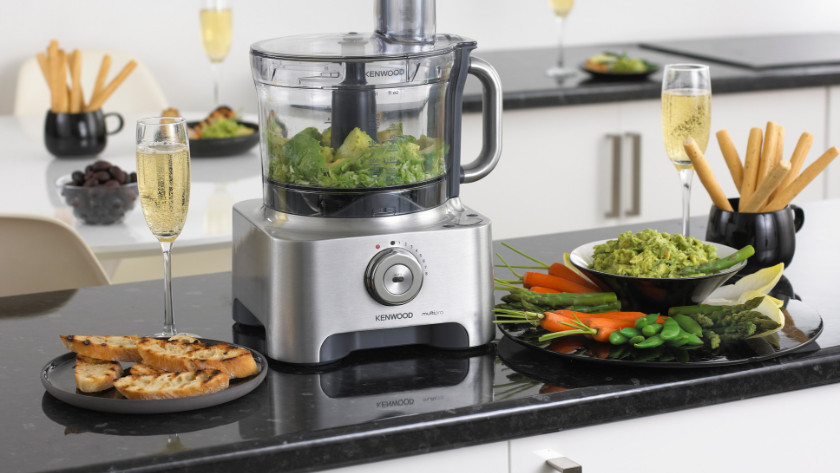 is het verschil een keukenmixer en een foodprocessor? - Coolblue - alles voor een glimlach