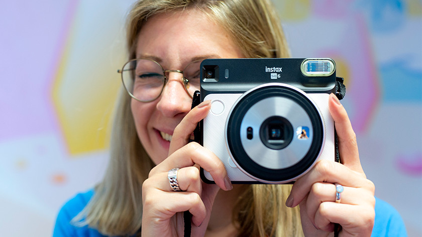 Fujifilm Instax SQ6 Review – Some Fun And Nostalgia - Fortress of Solitude