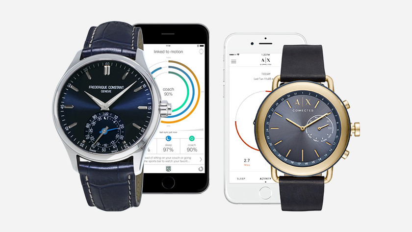 Difference between smartwatch and hotsell hybrid smartwatch