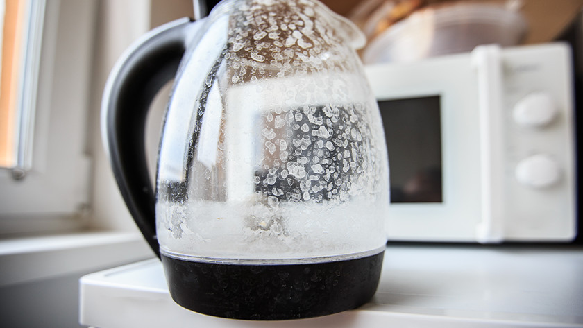 Descaling Your Tea Kettle: A Guide to Keeping Your Tea Tasting Fresh