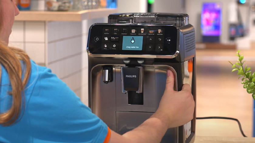 How do you descale your Philips 2200 and 3200 coffee machine? - Coolblue -  anything for a smile