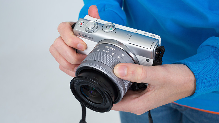 Specialisten review van de Canon EOS M100 - Coolblue - alles