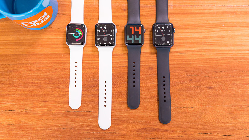 Right way to discount put apple watch band