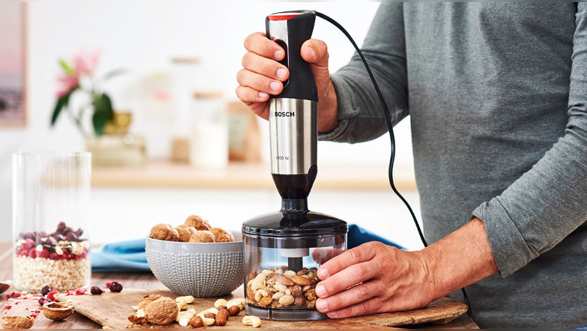 verschillen tussen een blender en een staafmixer Coolblue - voor een glimlach