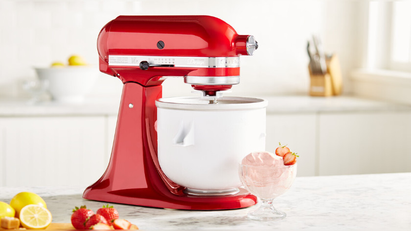 KitchenAid vs Kenwood stand mixers - Coolblue - anything for a smile