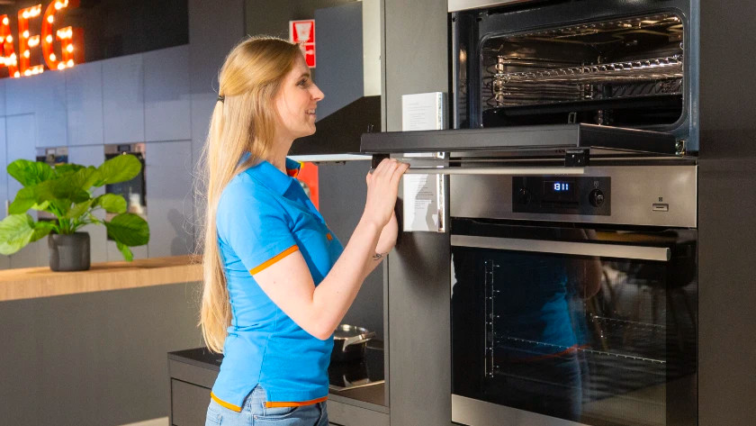 Matching integrated clearance oven and microwave