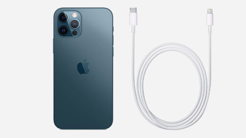 Iphone 11 pro online max comes with earpods