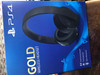 Sony PlayStation Wireless Gold 7.1 Gaming Headset (Afbeelding 2 van 8)