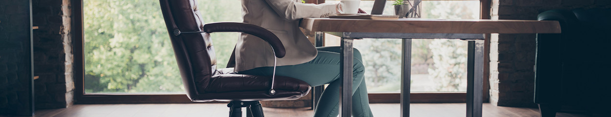 Hoe stel je jouw bureau en bureaustoel op de juiste manier af?