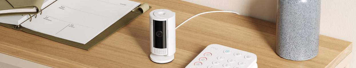 Hoe verschillen een draadloze en een bedrade IP camera?