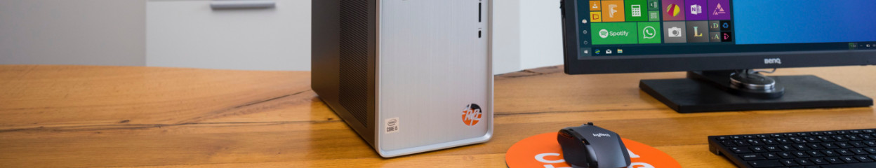 Hoe sluit je een monitor aan op een desktop?