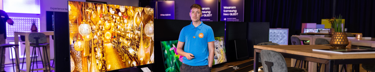 Expert review of the Samsung Neo QLED QN900C