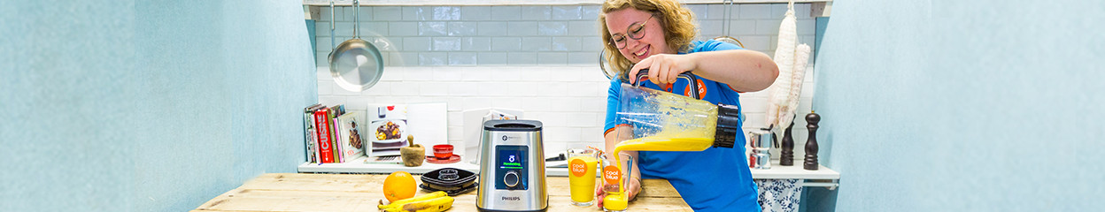 How do you choose a smoothie maker?