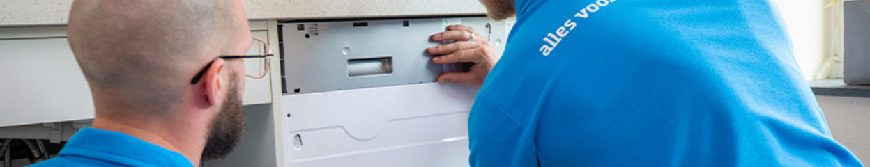 Hoe zet je een vaatwasser waterpas?