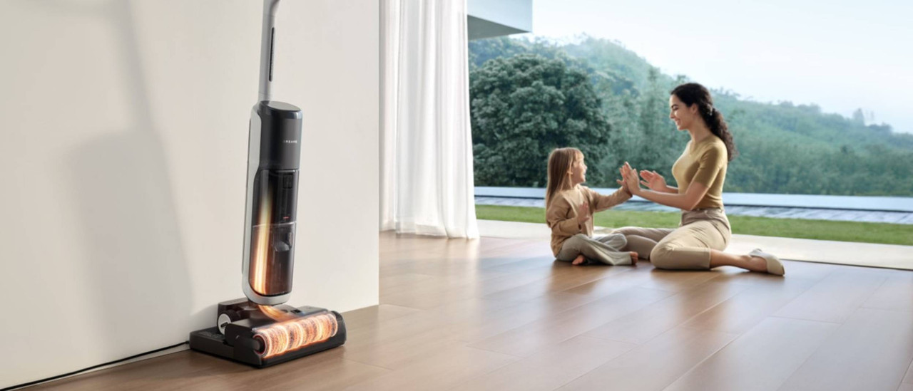 Automatic cleaning station