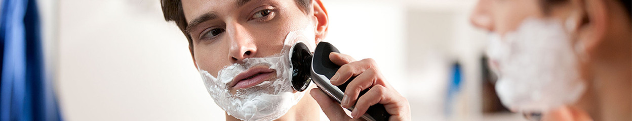 How do you choose a Philips electric shaver?