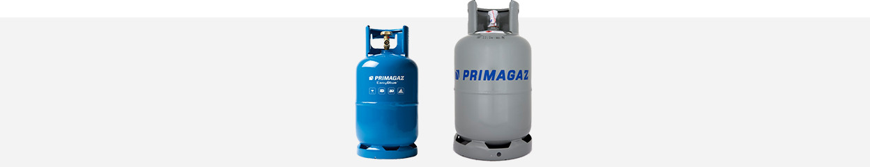 Where and how do you store a gas bottle after the barbecue?