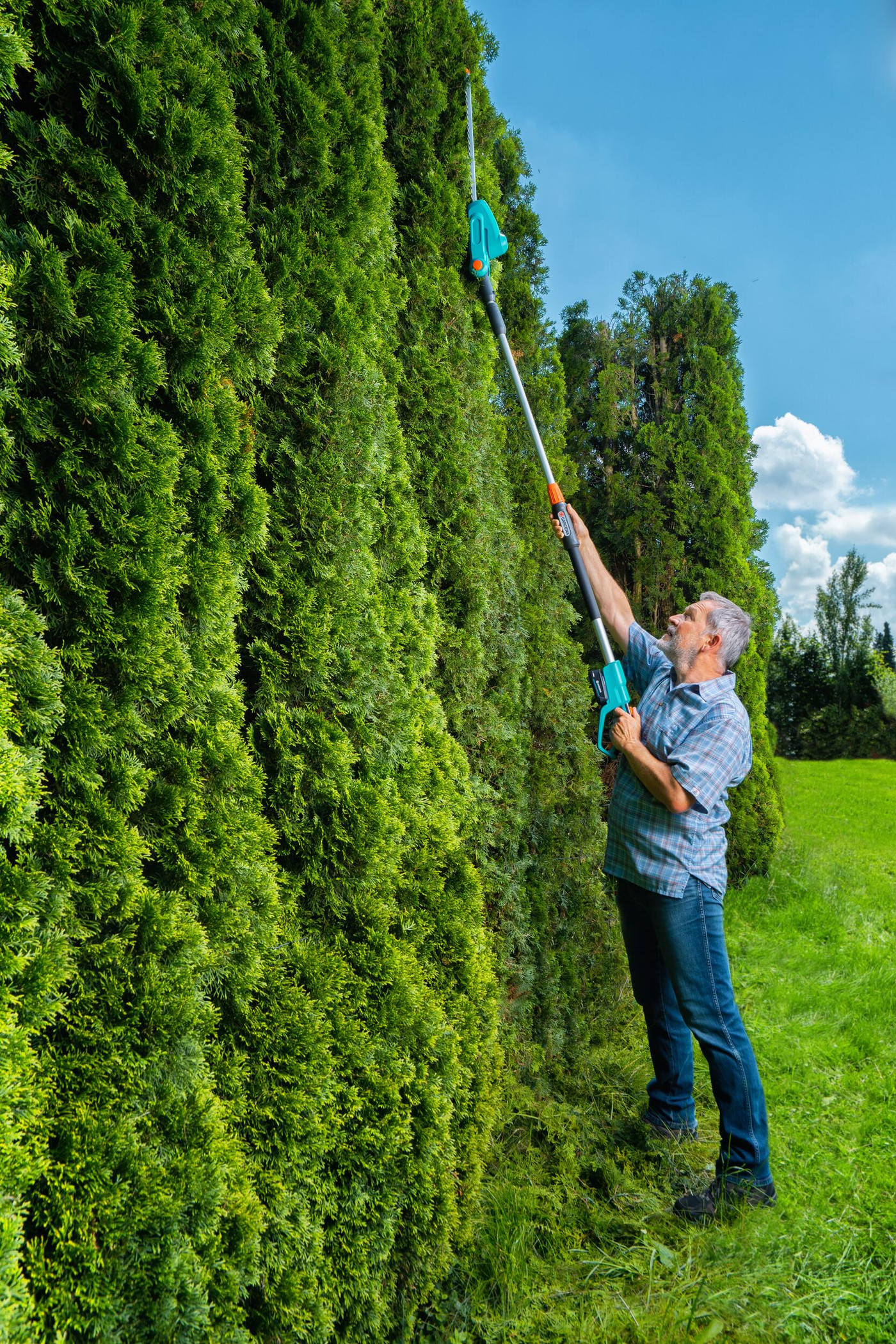 Gardena THS 42/18V P4A Set – Akumulatorowe nożyce teleskopowe do żywopłotu