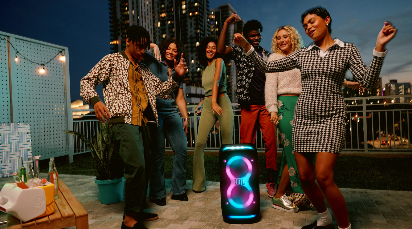 De nieuwe JBL Partybox Stage 320