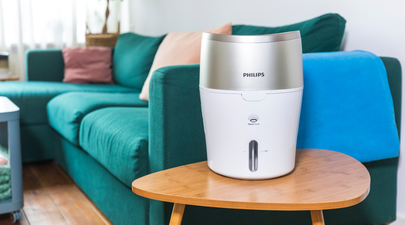 Silent humidifier for small spaces