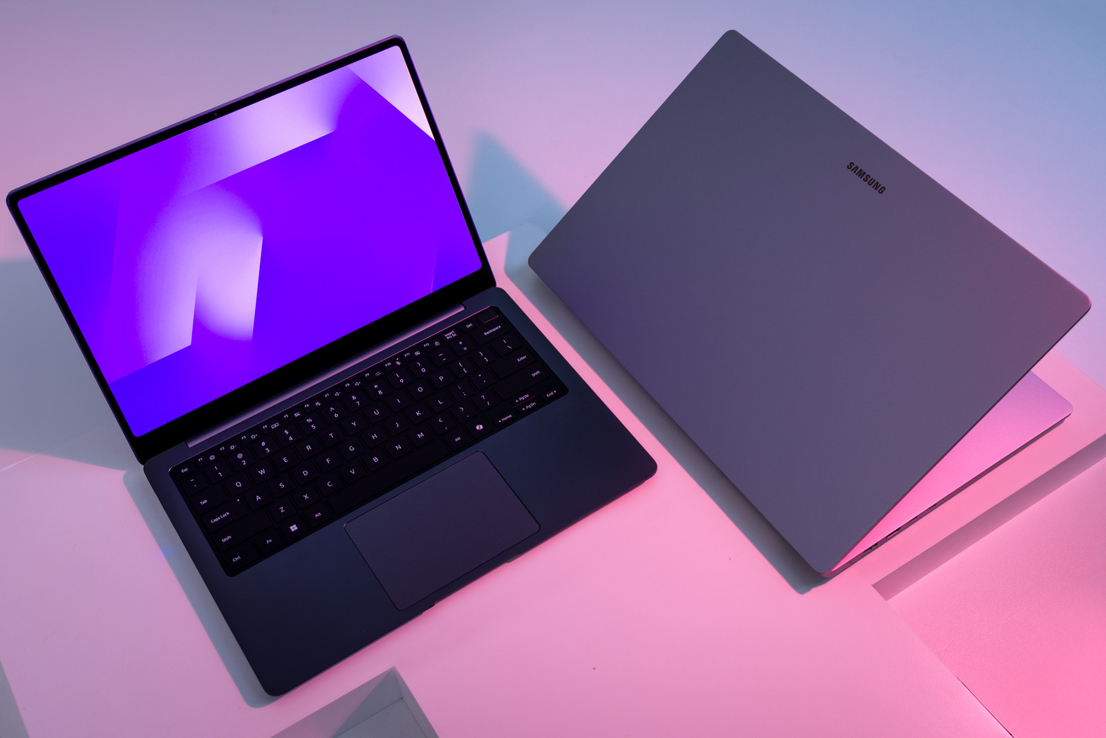 Uitgelichte deal: Samsung Galaxy Book6 NP740VJK-KG1NL
