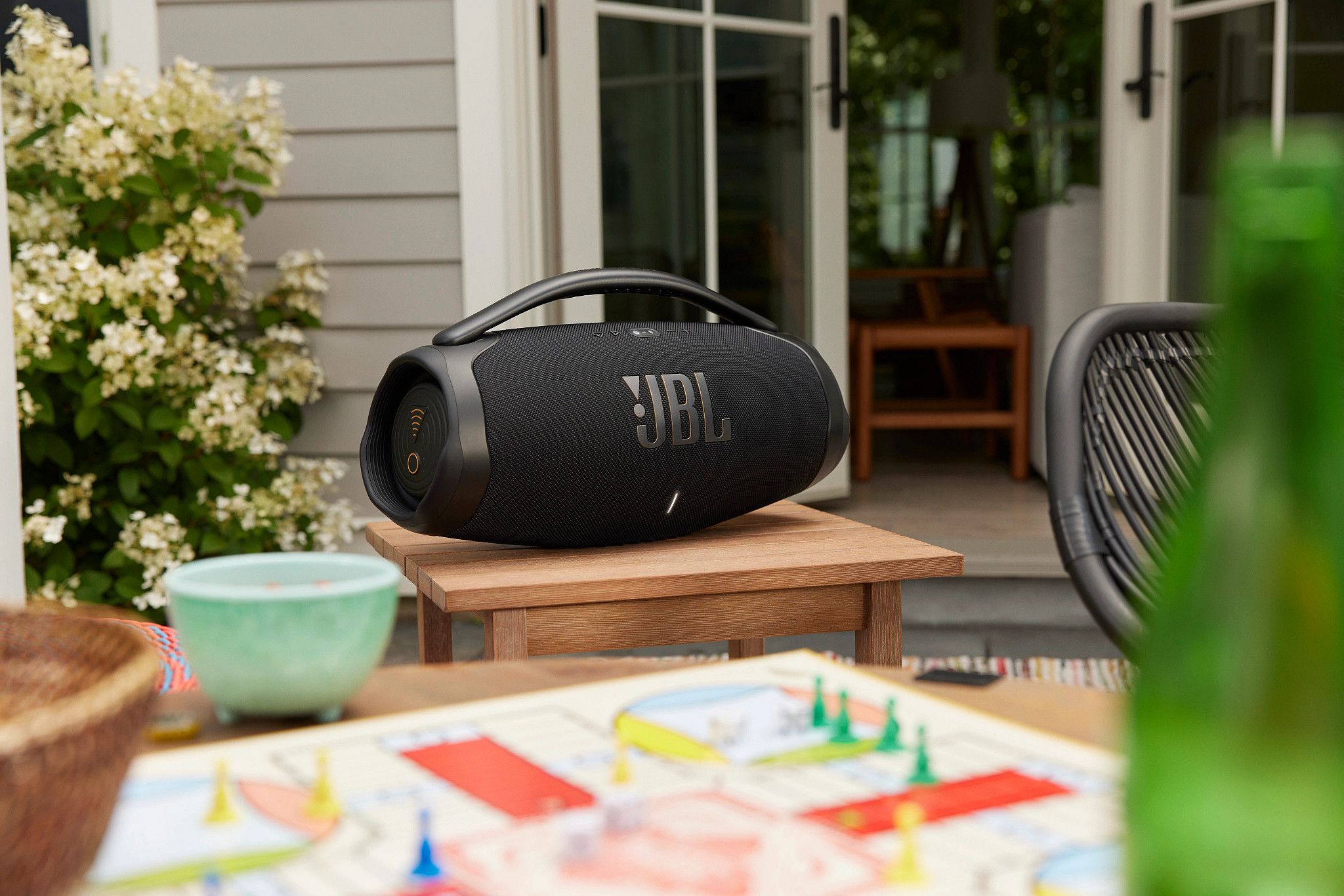 JBL Boombox 3 WiFi Black product in use