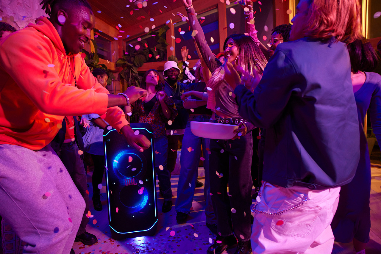 JBL PartyBox Ultimate + Wireless Microphone Set product in use